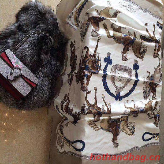 Hermes Scarf HEC00320 Hermes Scarf HEC00320