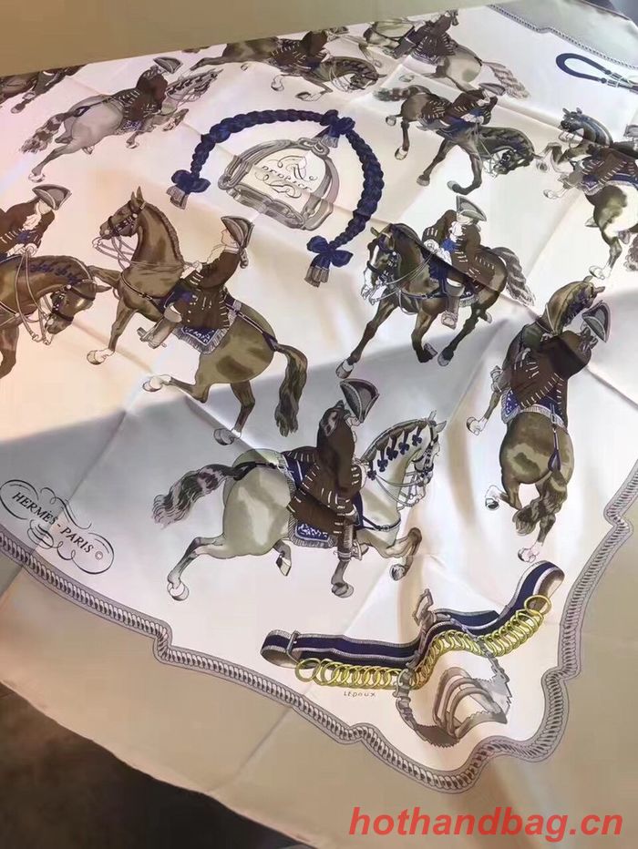 Hermes Scarf HEC00320 Hermes Scarf HEC00320