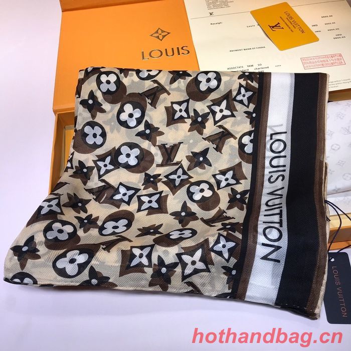 Louis Vuitton Scarf LVC00244
