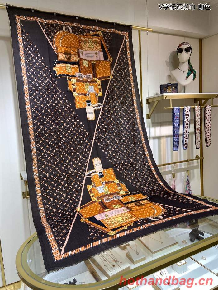 Louis Vuitton Scarf LVC00275