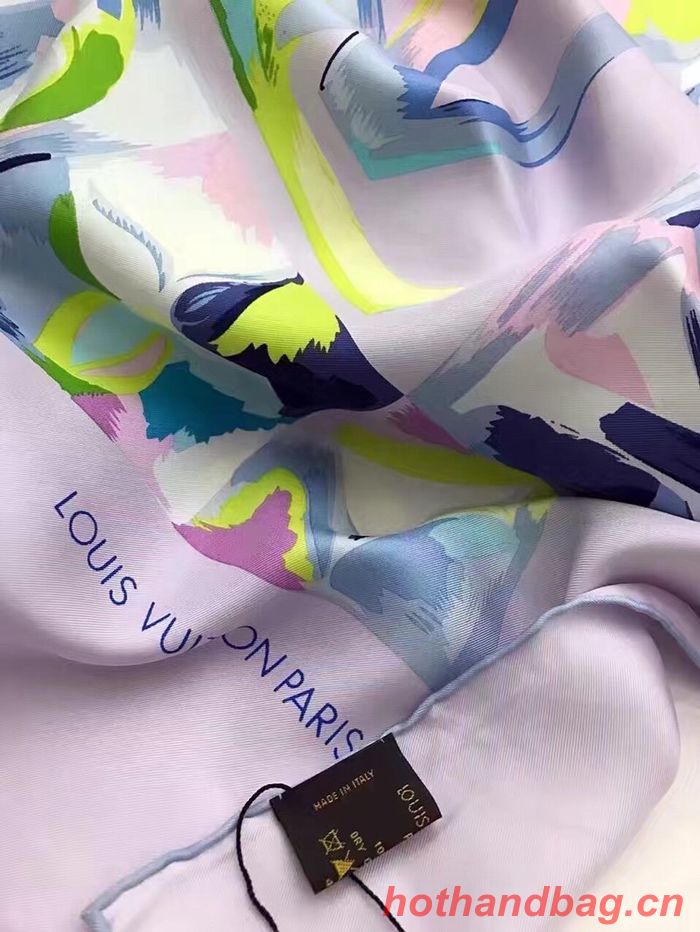 Louis Vuitton Scarf LVC00333