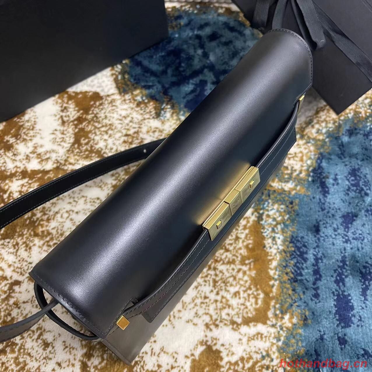 Yves Saint Laurent Manhattan leather shoulder bag Y85136 Black Yves Saint Laurent Manhattan leather shoulder bag Y85136 Black