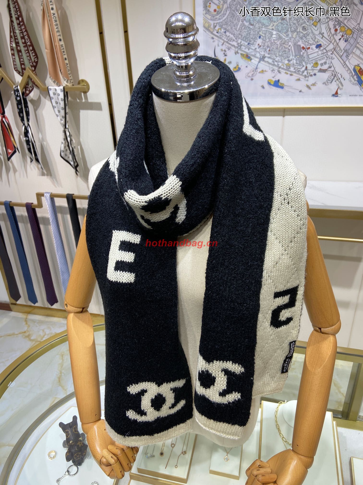 Chanel Wool Scarf CS56980 Black&White Chanel Wool Scarf CS56980 Black&White