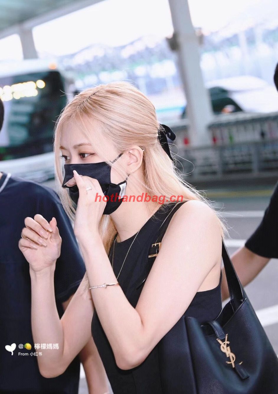 SAINT LAUREN LE 5 A 7 SOFT SMALL HOBO BAG IN SMOOTH LEATHER 713938 gray SAINT LAUREN LE 5 A 7 SOFT SMALL HOBO BAG IN SMOOTH LEATHER 713938 gray