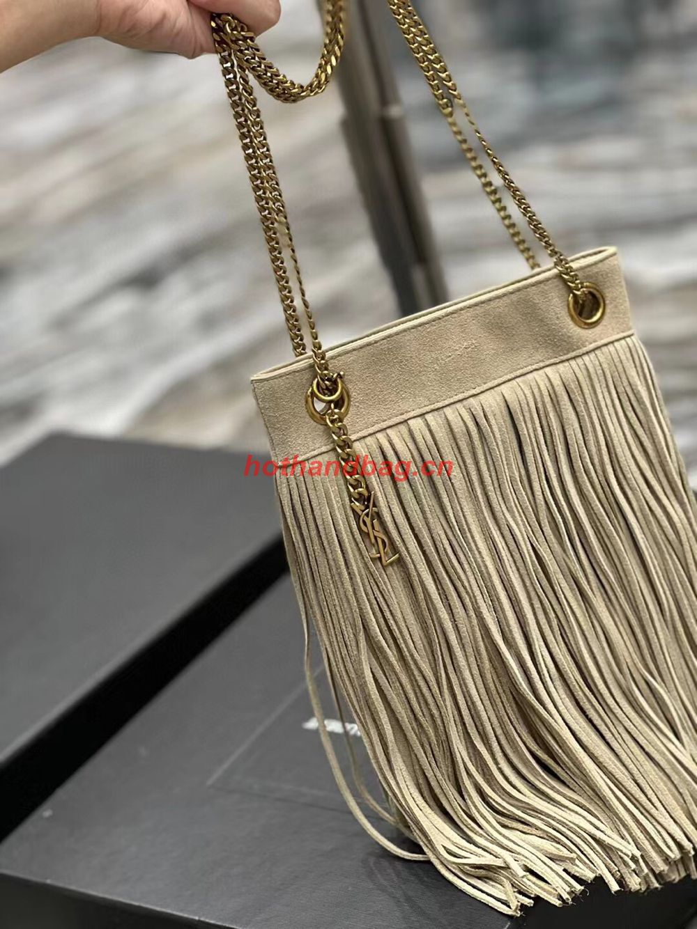 SAINT LAURENT SMALL CHAIN BAG IN LIGHT SUEDE WITH FRINGES 683378 GRAY SAINT LAURENT SMALL CHAIN BAG IN LIGHT SUEDE WITH FRINGES 683378 GRAY