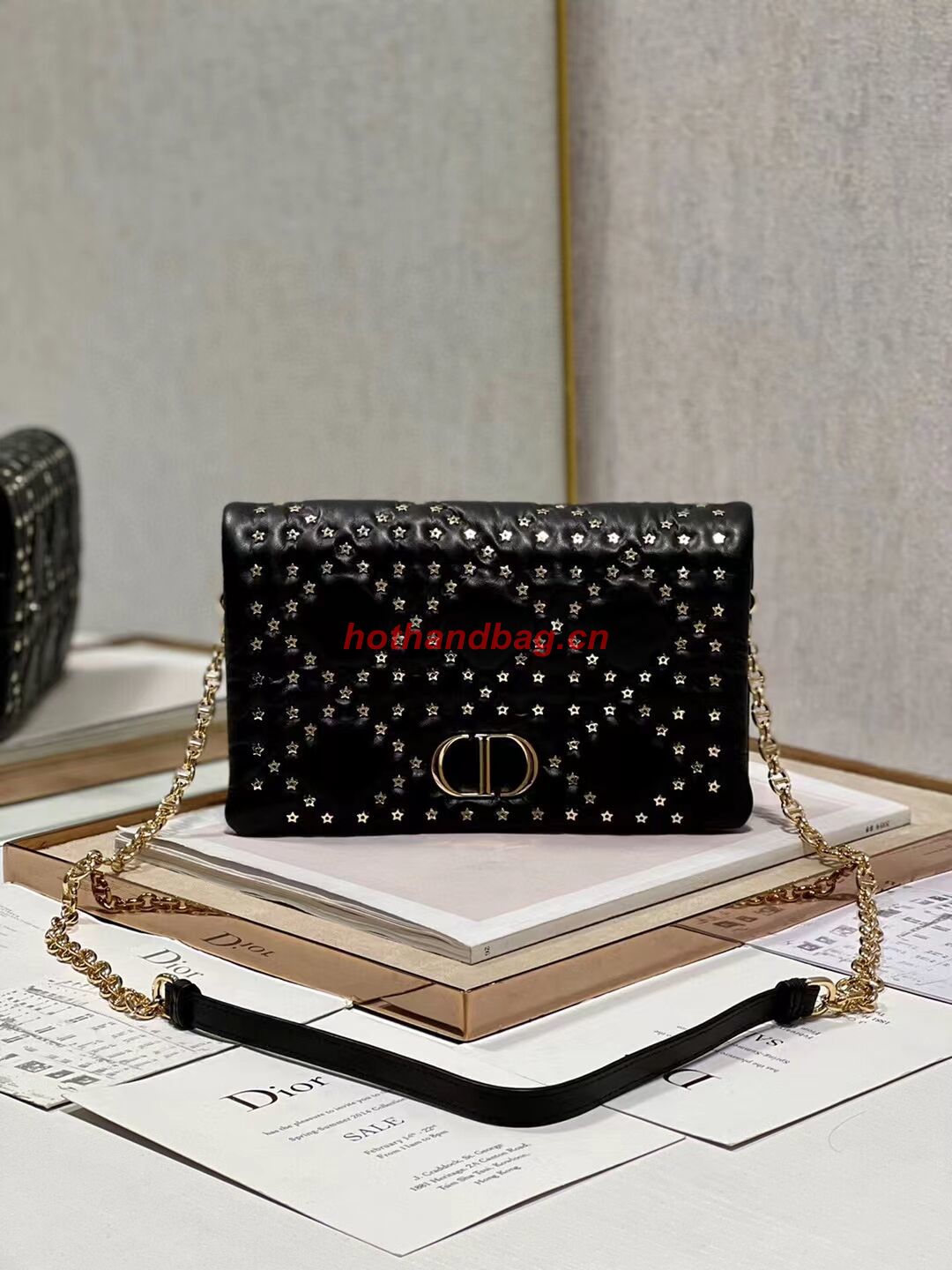 DIOR CARO MACROCANNAGE POUCH Macrocannage Calfskin with Star Motif S5135BN BLACK DIOR CARO MACROCANNAGE POUCH Macrocannage Calfskin with Star Motif S5135BN BLACK