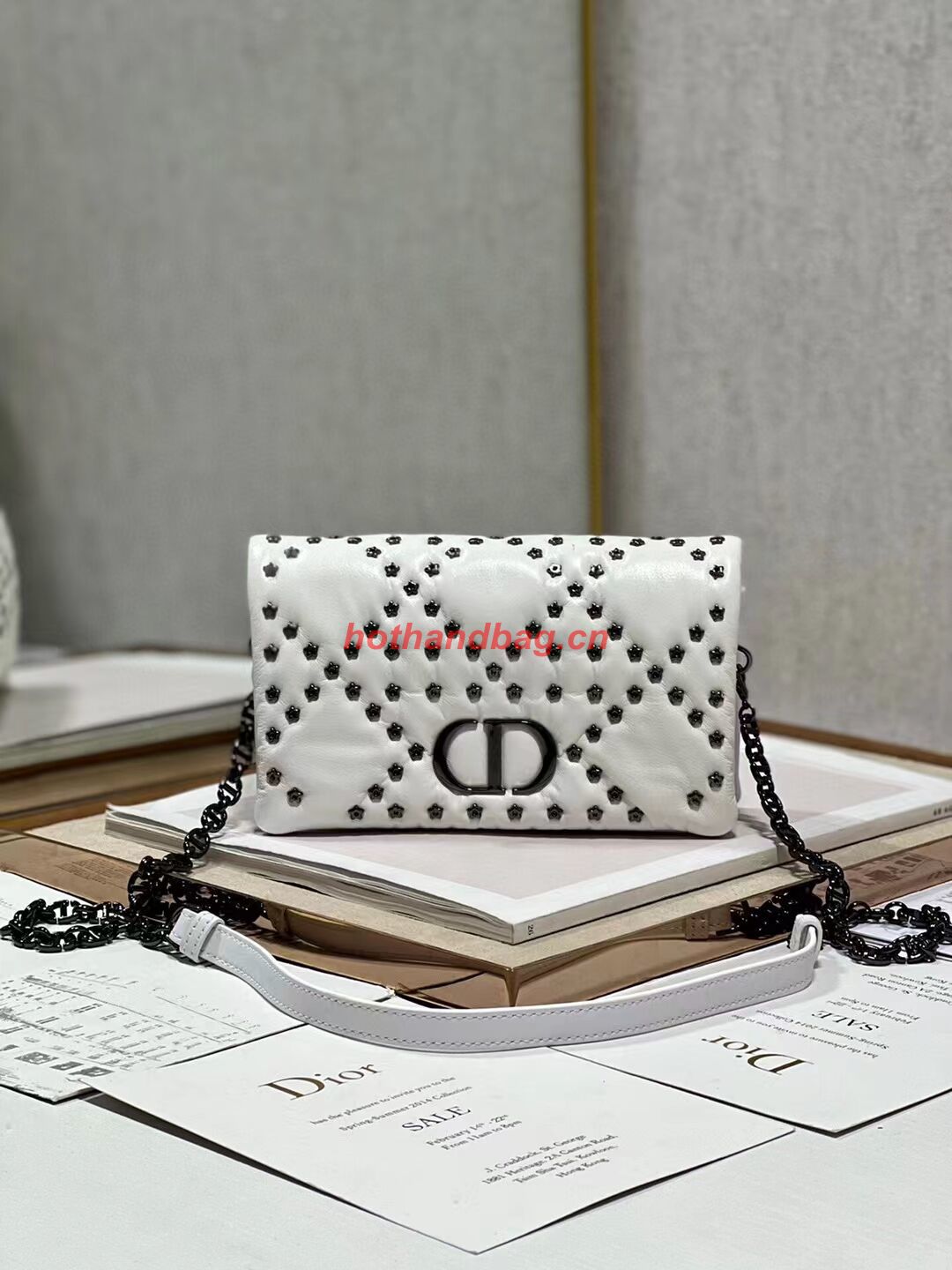 DIOR CARO MACROCANNAGE POUCH Latte Macrocannage Calfskin with Star Motif S5135UNH DIOR CARO MACROCANNAGE POUCH Latte Macrocannage Calfskin with Star Motif S5135UNH