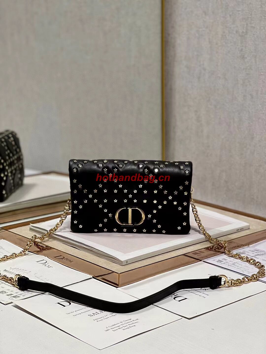 DIOR CARO MACROCANNAGE POUCH Macrocannage Calfskin with Star Motif S5135UNH black&gold DIOR CARO MACROCANNAGE POUCH Macrocannage Calfskin with Star Motif S5135UNH black&gold