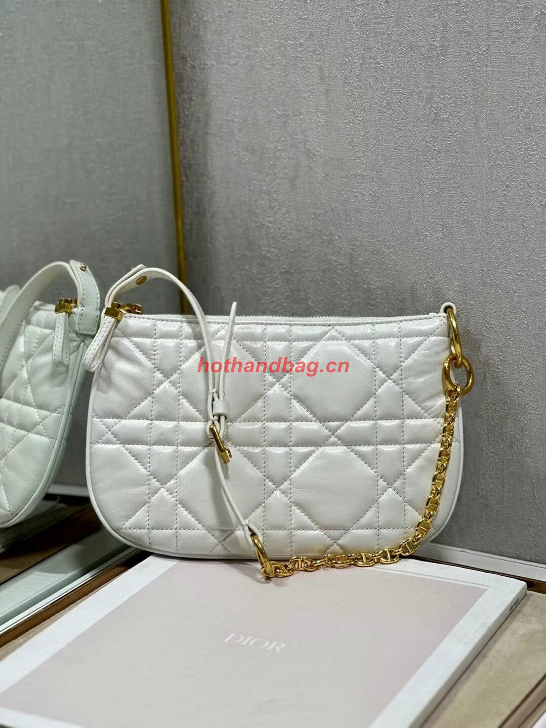 MINI DIOR CARO TULIP BAG Latte Quilted Macrocannage Calfskin S5139BF MINI DIOR CARO TULIP BAG Latte Quilted Macrocannage Calfskin S5139BF
