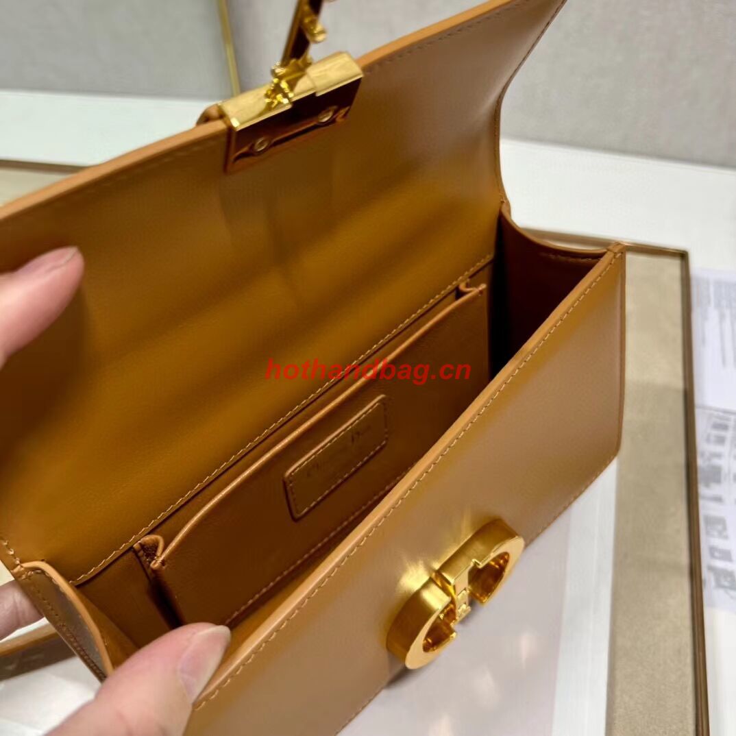 DIOR 30 MONTAIGNE EAST-WEST BAG WITH CHAIN Calfskin M9334 brown DIOR 30 MONTAIGNE EAST-WEST BAG WITH CHAIN Calfskin M9334 brown