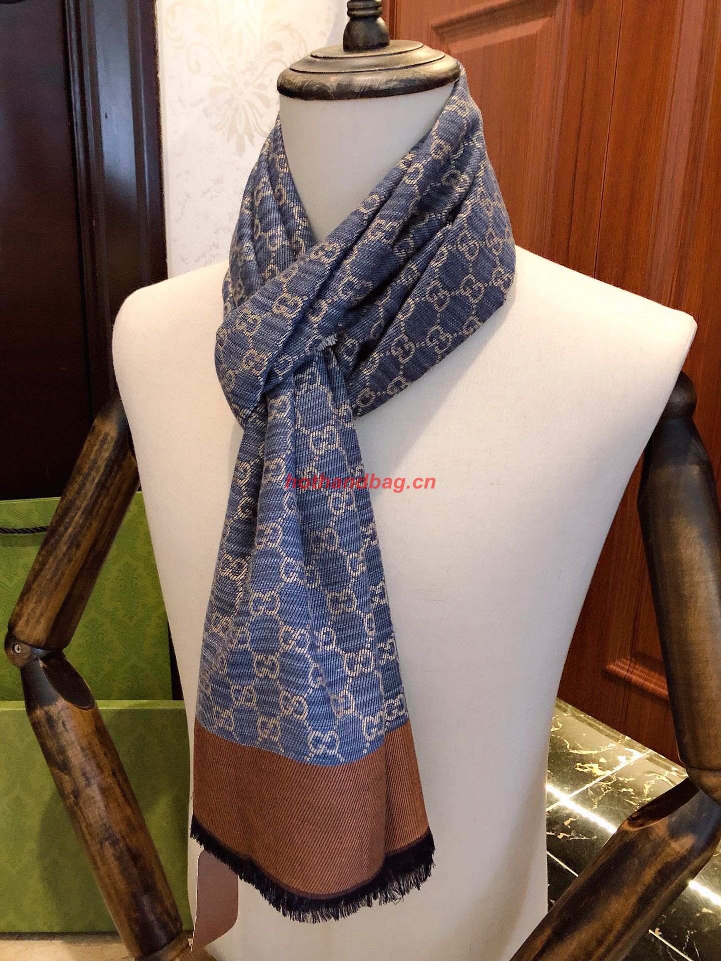 Gucci Scarf GG2356 Gucci Scarf GG2356