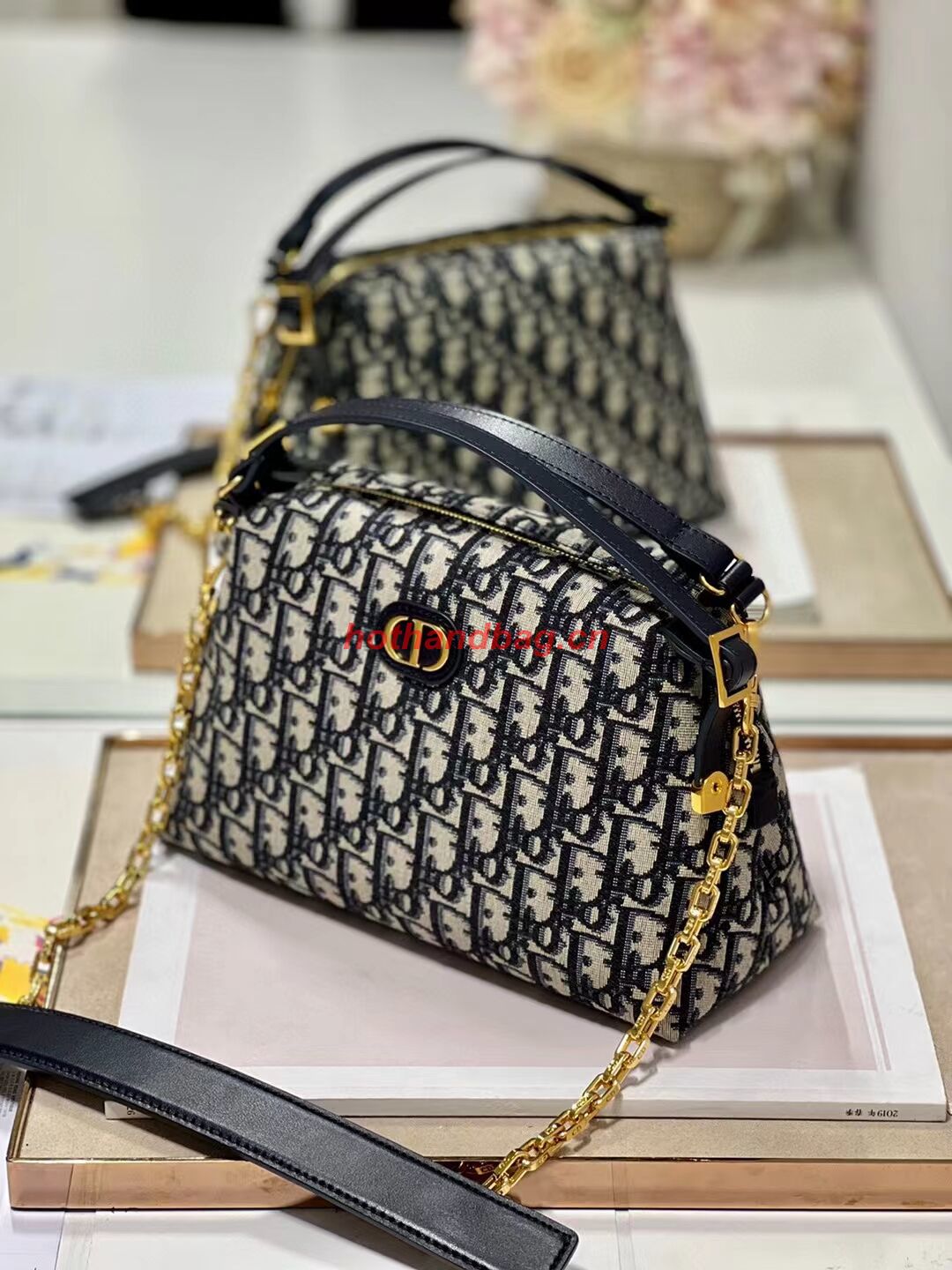 LADY DIOR TOP HANDLE MEDIUM BAG Blue Dior Oblique Jacquard C0656 LADY DIOR TOP HANDLE MEDIUM BAG Blue Dior Oblique Jacquard C0656