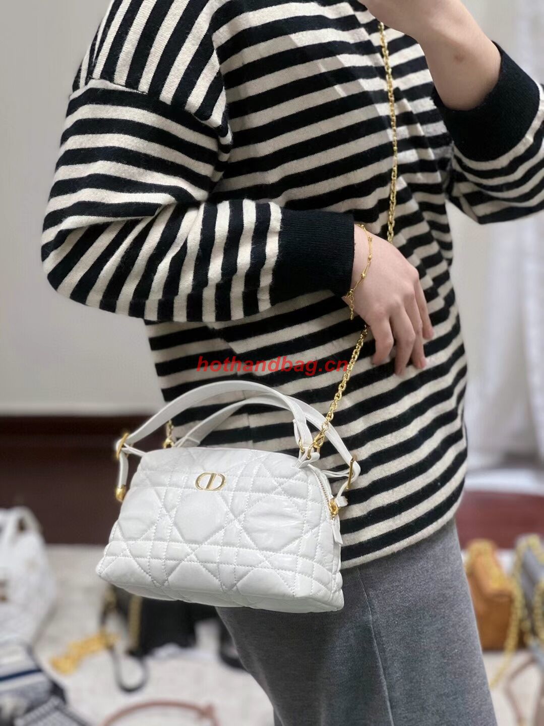 LADY DIOR TOP HANDLE MEDIUM BAG Blue Dior Oblique Jacquard C0656 LADY DIOR TOP HANDLE MEDIUM BAG Blue Dior Oblique Jacquard C0656