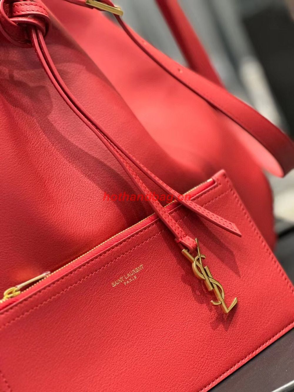 SAINT LAUREN PARIS VII LARGE FLAT HOBO BAG IN SMOOTH LEATHER 697941 red SAINT LAUREN PARIS VII LARGE FLAT HOBO BAG IN SMOOTH LEATHER 697941 red