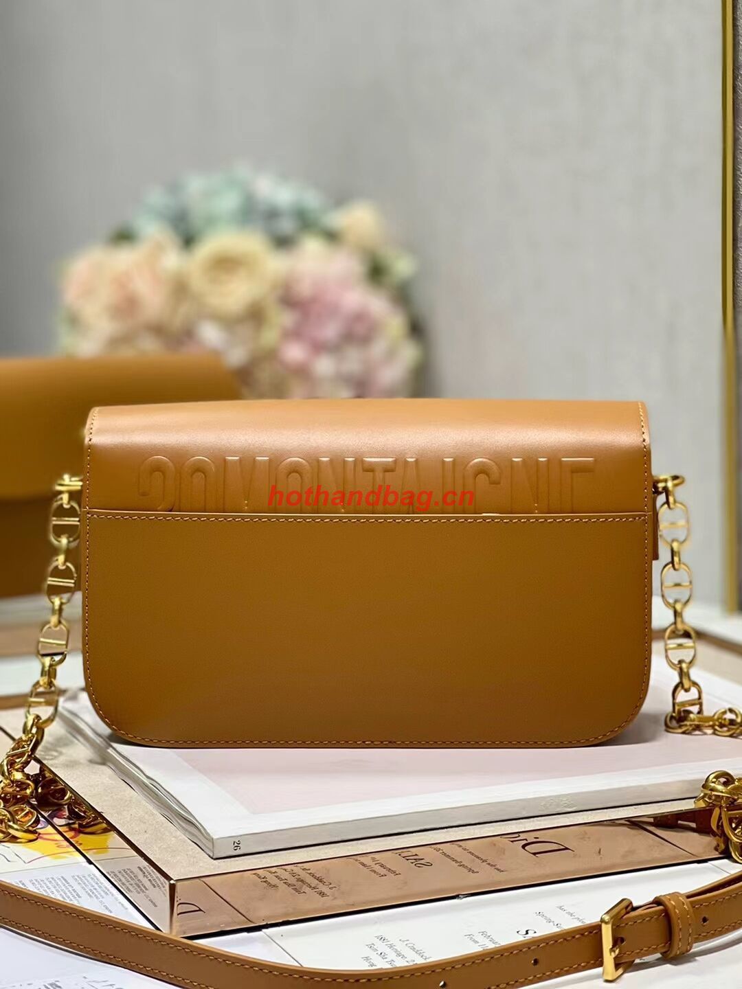 Dior 30 MONTAIGNE AVENUE BAG Dusty Box Calfskin M9260 BROWN Dior 30 MONTAIGNE AVENUE BAG Dusty Box Calfskin M9260 BROWN