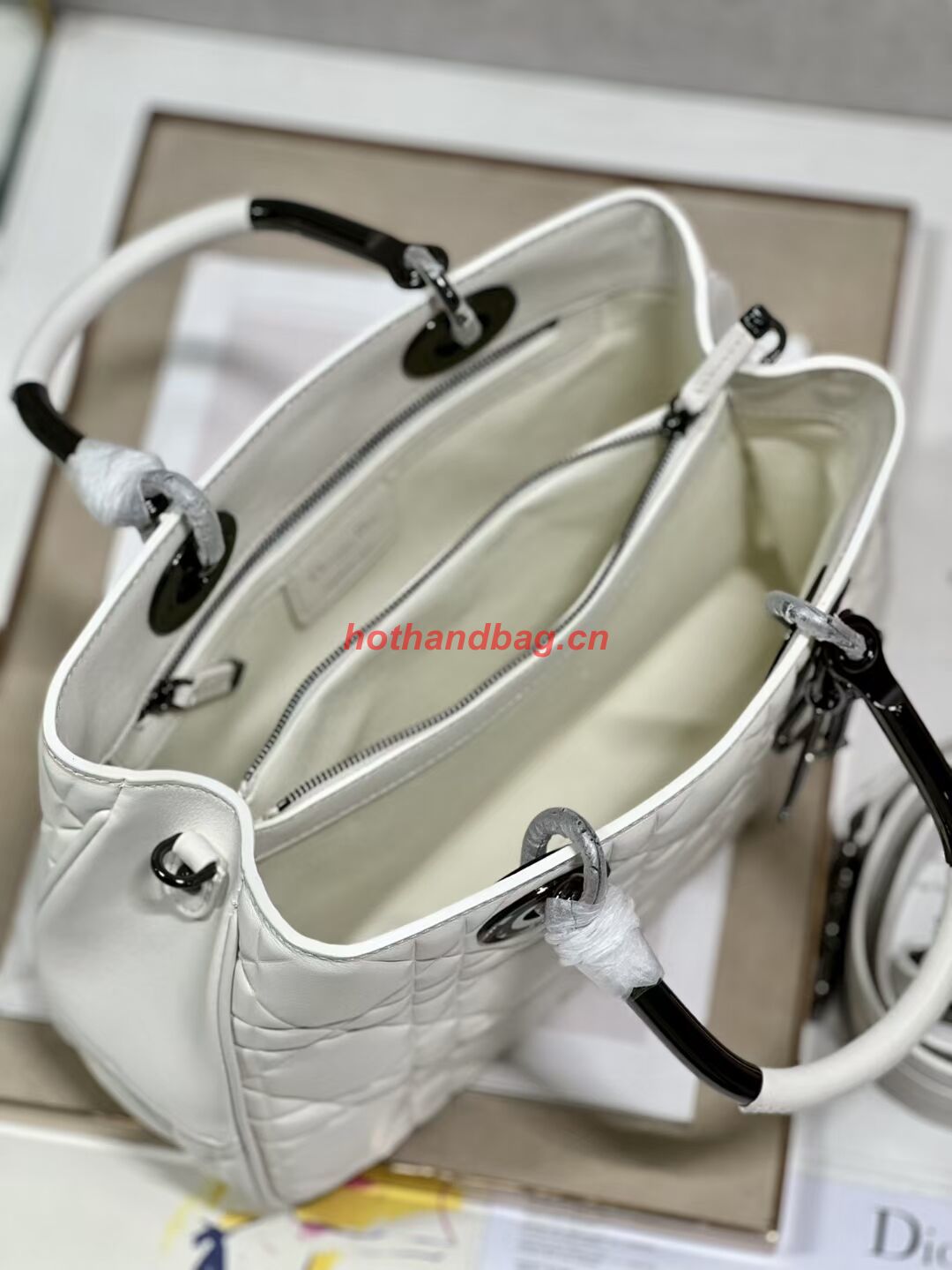 LADY DIOR TOP HANDLE MEDIUM BAG Latte Cannage Lambskin C9226 WHITE&BLACK LADY DIOR TOP HANDLE MEDIUM BAG Latte Cannage Lambskin C9226 WHITE&BLACK