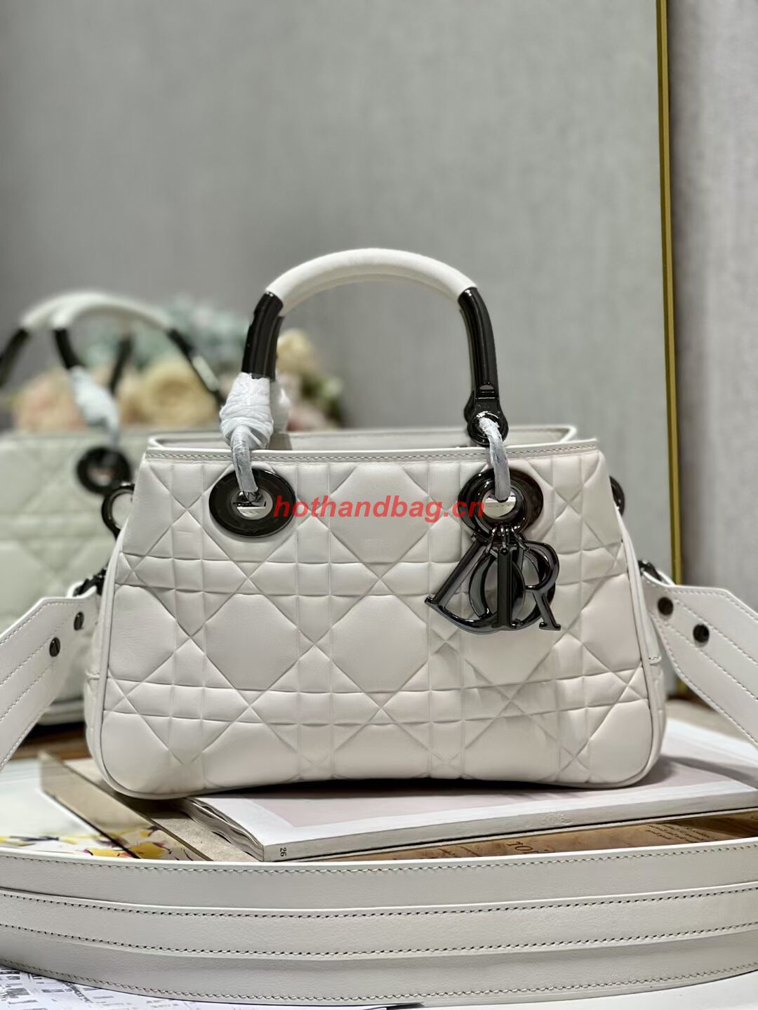 LADY DIOR TOP HANDLE MEDIUM BAG Latte Cannage Lambskin C9227 WHITE&BLACK LADY DIOR TOP HANDLE MEDIUM BAG Latte Cannage Lambskin C9227 WHITE&BLACK