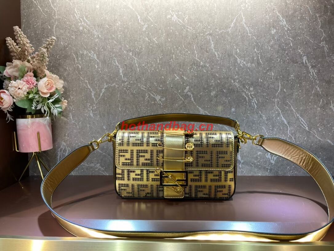 Fendi Baguette leather bag F0969 gold Fendi Baguette leather bag F0969 gold
