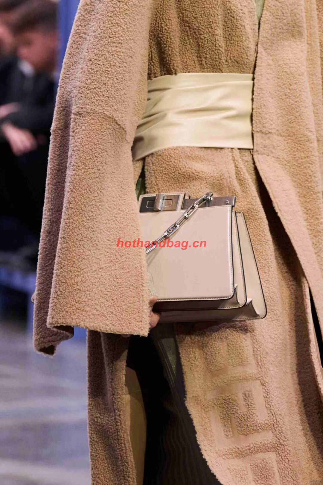 Fendi Peekaboo Cut Medium soft nappa leather bag 8BN340 Beige Fendi Peekaboo Cut Medium soft nappa leather bag 8BN340 Beige