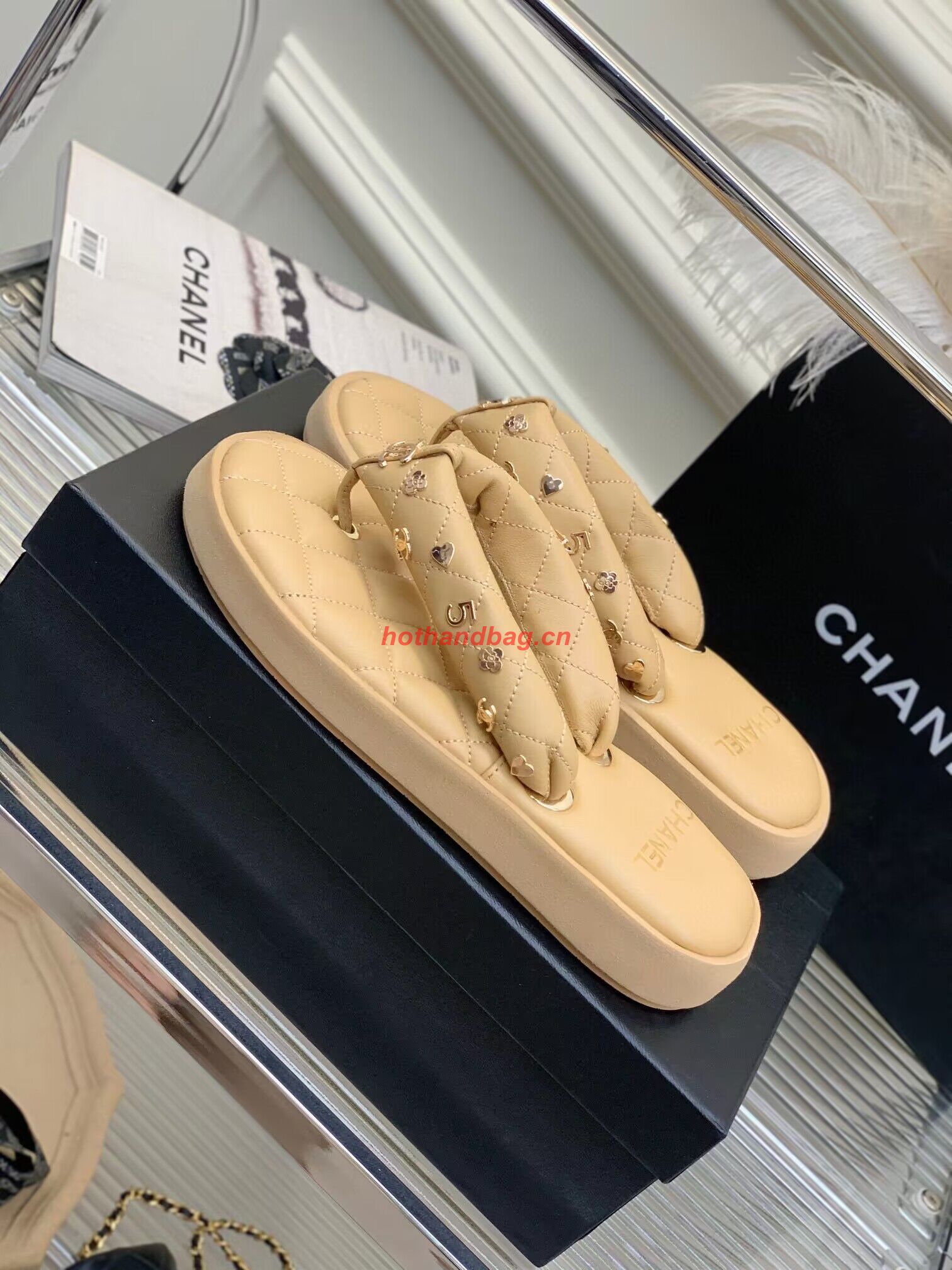Chanel slippers CS39621 Apricot Chanel slippers CS39621 Apricot