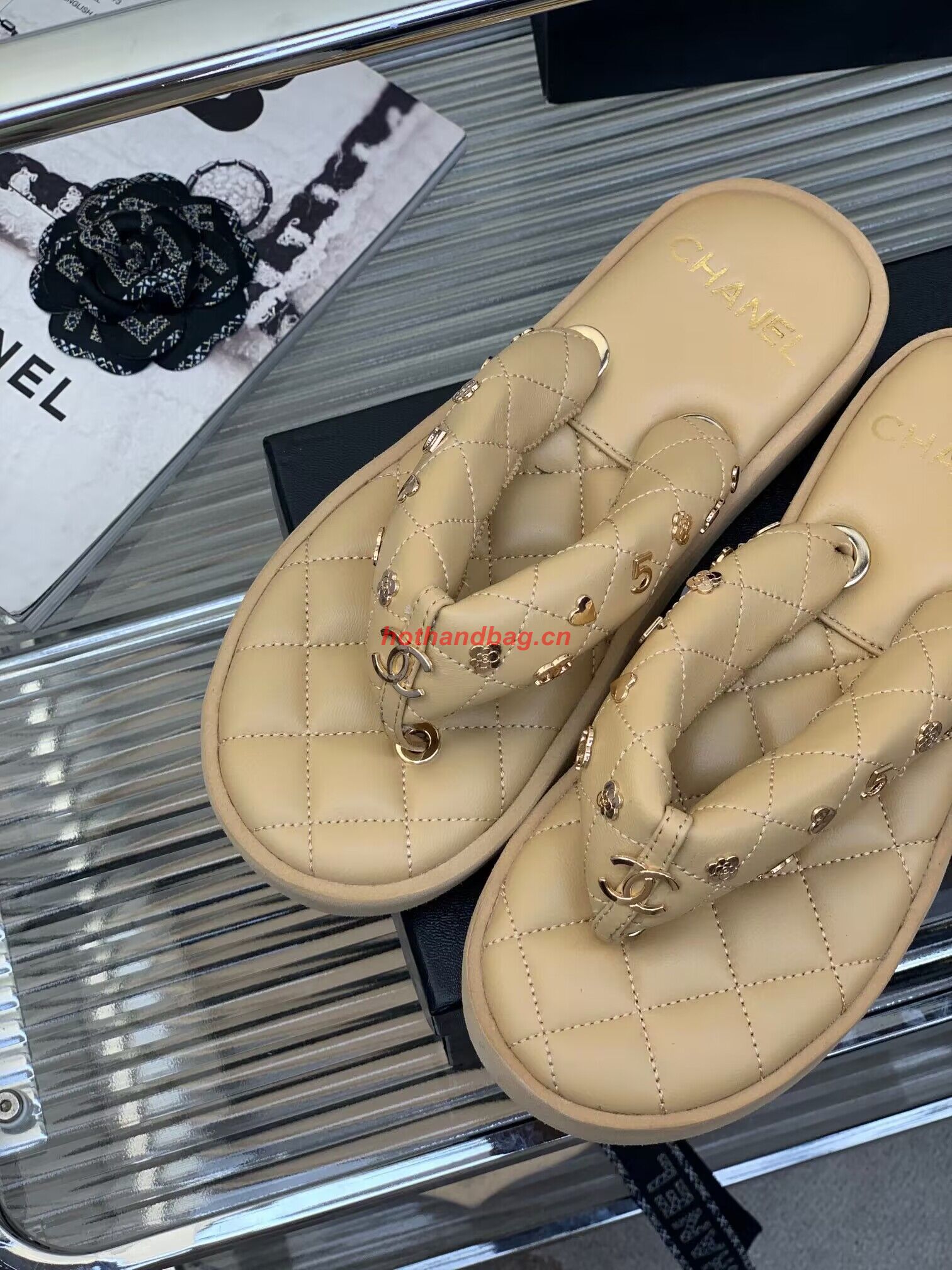 Chanel slippers CS39621 Apricot Chanel slippers CS39621 Apricot