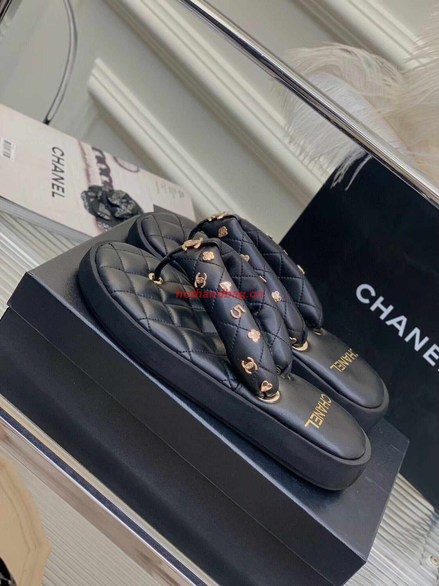Chanel slippers CS39621 Black Chanel slippers CS39621 Black