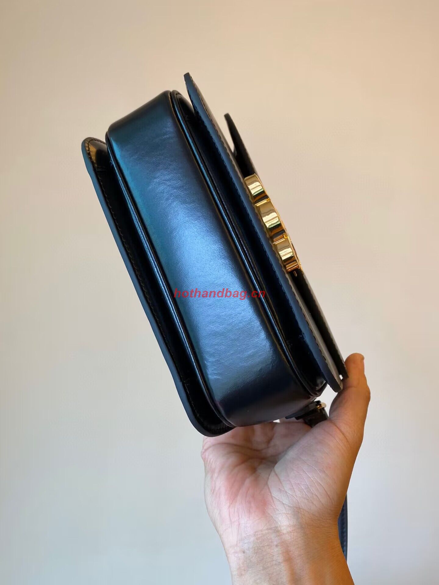 Celine TEEN TRIOMPHE BAG IN SHINY Original CALFSKIN MINERAL 188423 black Celine TEEN TRIOMPHE BAG IN SHINY Original CALFSKIN MINERAL 188423 black