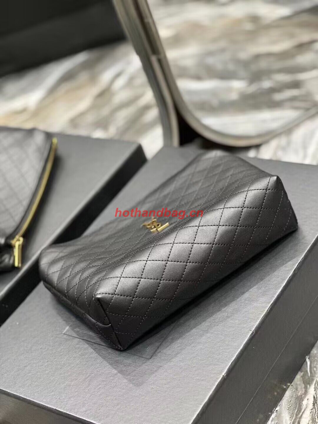 SAINT LAUREN SADE LARGE CLUTCH IN LAMBSKIN Y433955 black SAINT LAUREN SADE LARGE CLUTCH IN LAMBSKIN Y433955 black