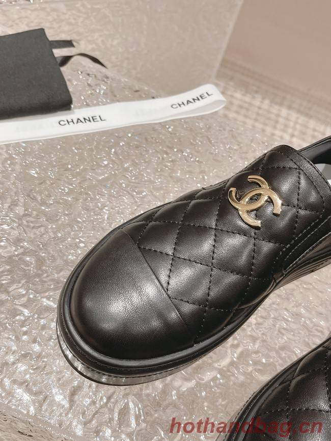 Chanel Womens sneakers 93406-4