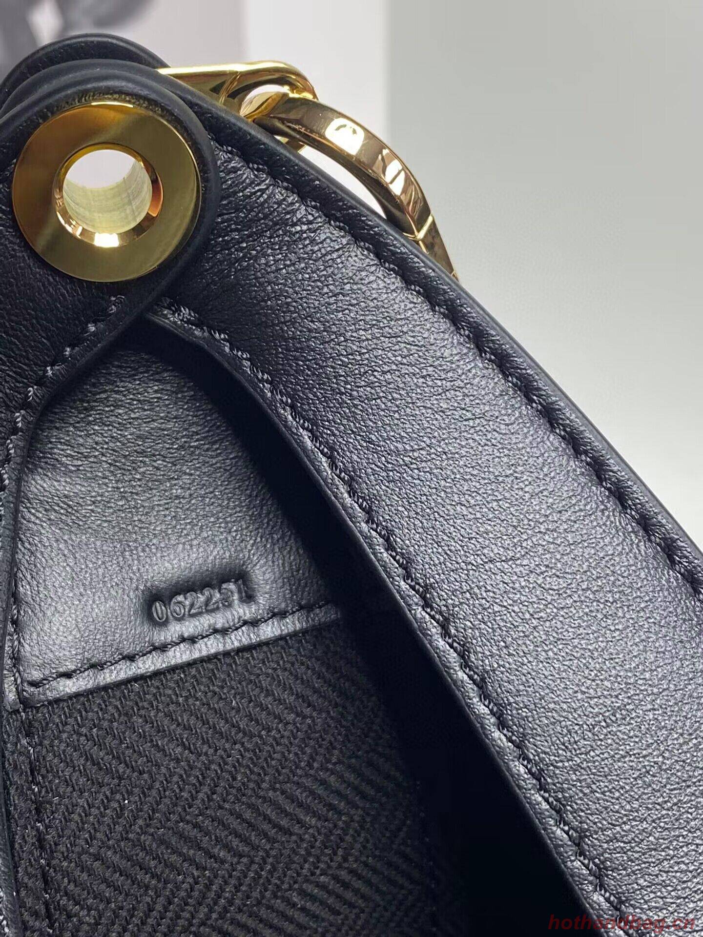 Loewe Original Leather Shoulder Handbag 3073 Black Embroidery Loewe Original Leather Shoulder Handbag 3073 Black Embroidery