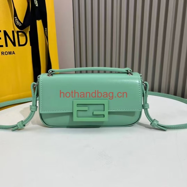 Fendi Baguette leather bag F1531 green Fendi Baguette leather bag F1531 green