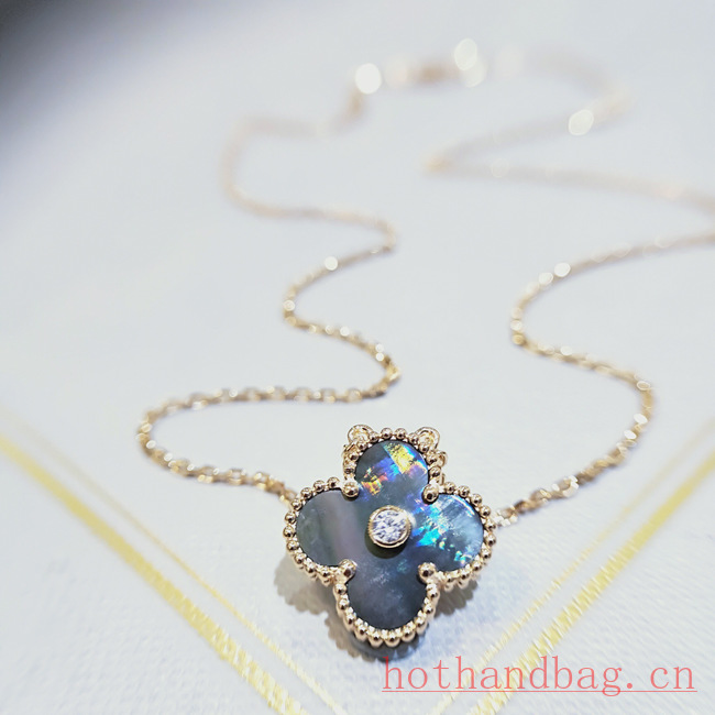 Van Cleef & Arpels Necklace CE12096 Van Cleef & Arpels Necklace CE12096