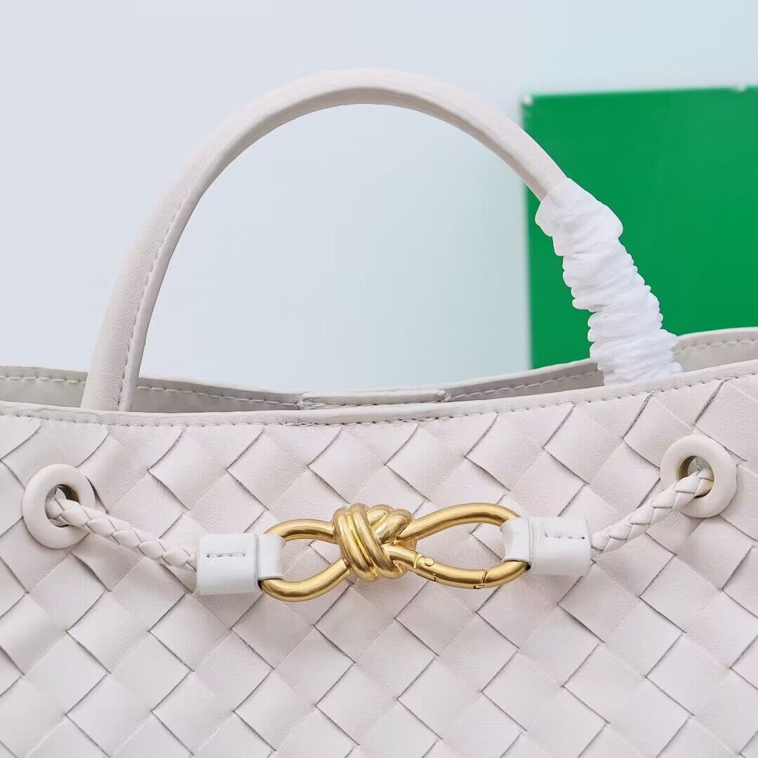 Bottega Veneta Andiamo Small Intrecciato Leather Tote 743572 White Bottega Veneta Andiamo Small Intrecciato Leather Tote 743572 White