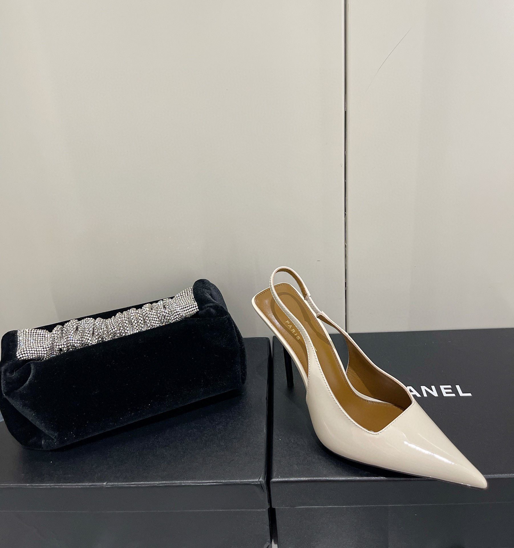 Saint Laurent Shoes heel height 10CM 63301 Cream Saint Laurent Shoes heel height 10CM 63301 Cream