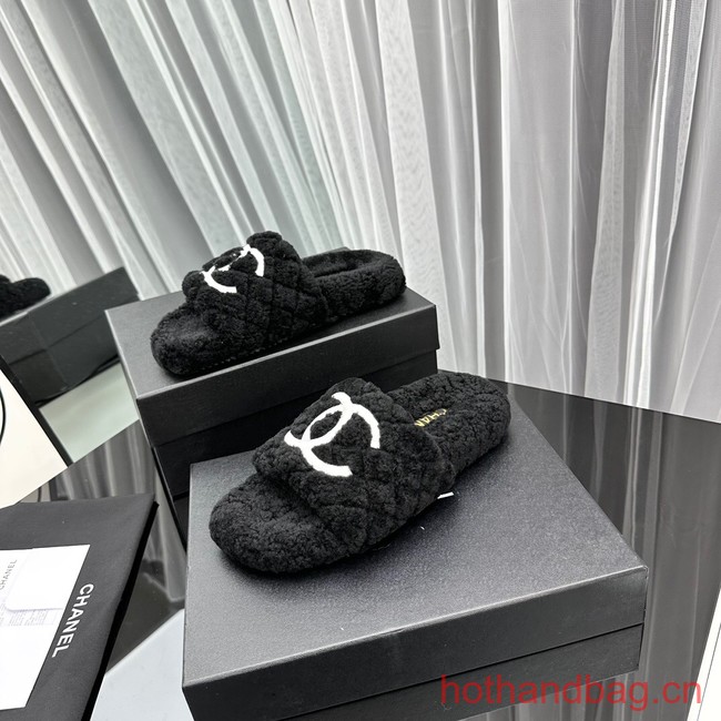 Chanel Slippers 93681-1