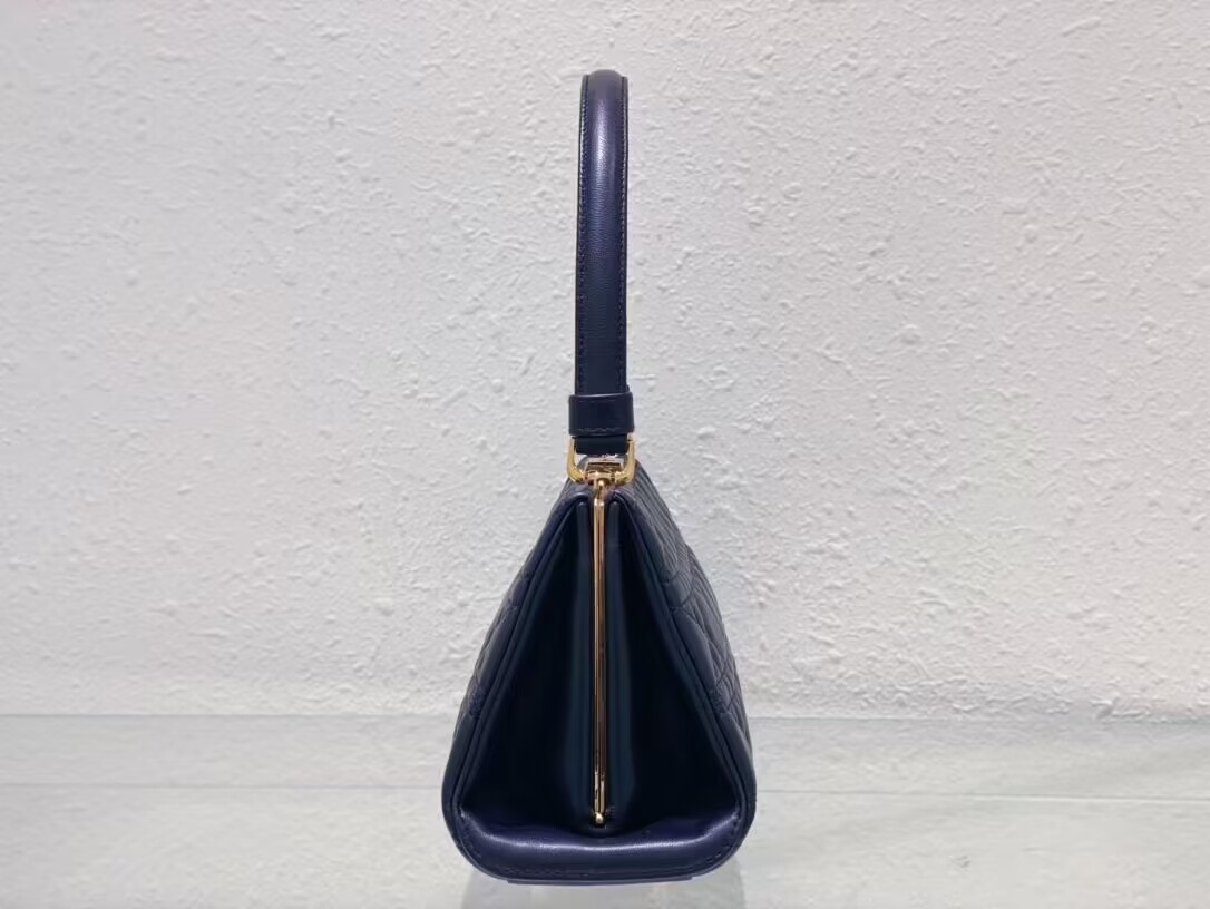 DIOR CARO COLLE NOIRE CLUTCH Cannage Lambskin C0688 black DIOR CARO COLLE NOIRE CLUTCH Cannage Lambskin C0688 black