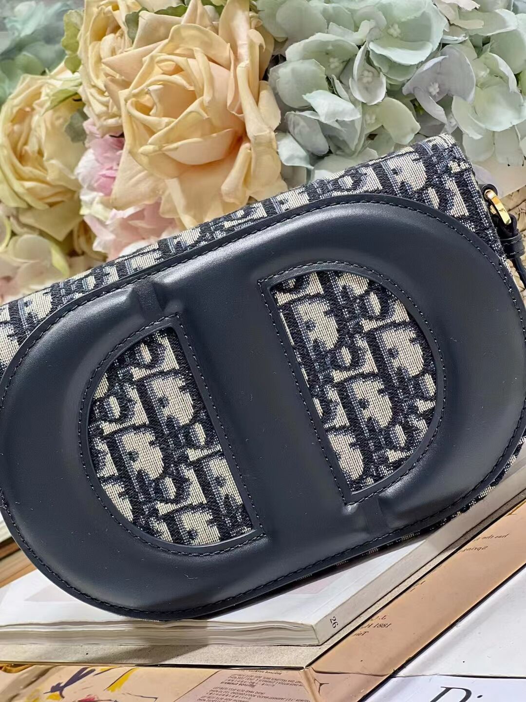 DIOR CD SIGNATURE BAG WITH STRAP Blue Dior Oblique Jacquard M9280UTZQ DIOR CD SIGNATURE BAG WITH STRAP Blue Dior Oblique Jacquard M9280UTZQ