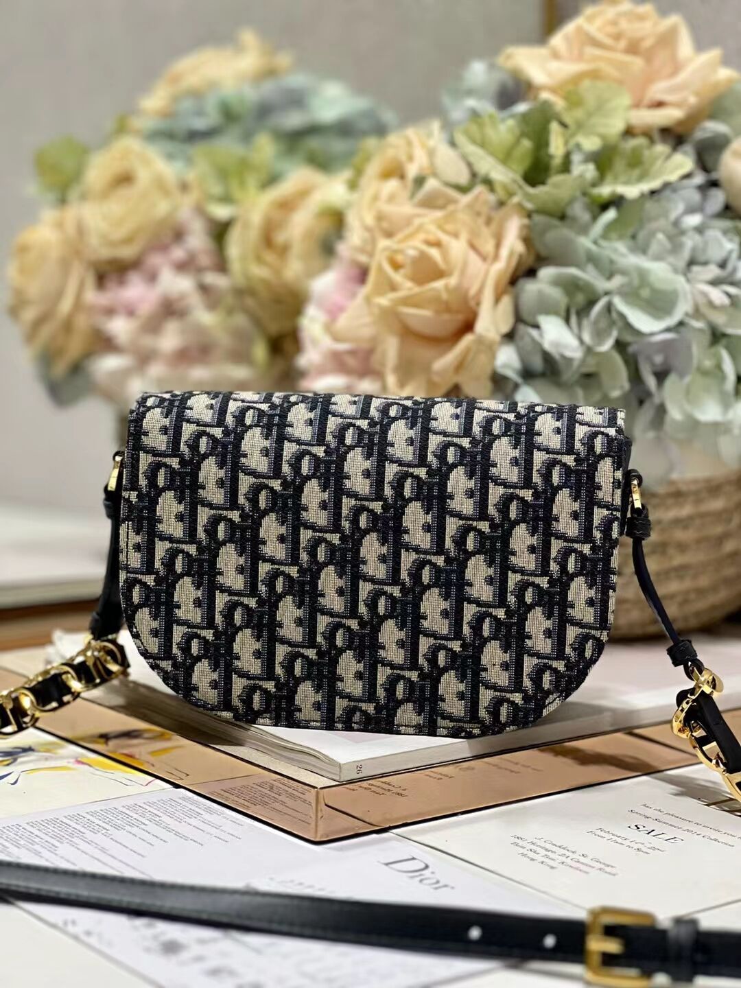 DIOR CD SIGNATURE BAG WITH STRAP Blue Dior Oblique Jacquard M9280UTZQ DIOR CD SIGNATURE BAG WITH STRAP Blue Dior Oblique Jacquard M9280UTZQ