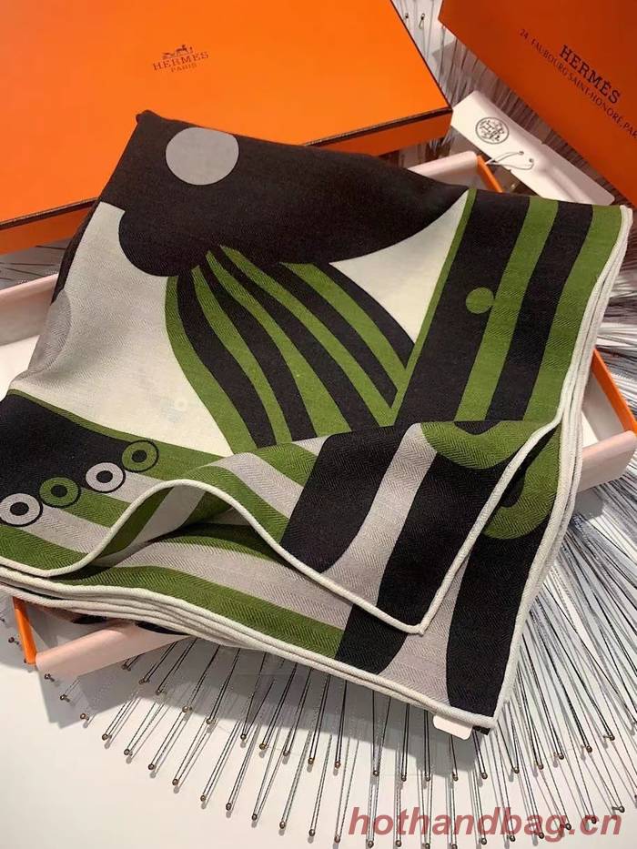 Hermes Scarf HEC00718 Hermes Scarf HEC00718