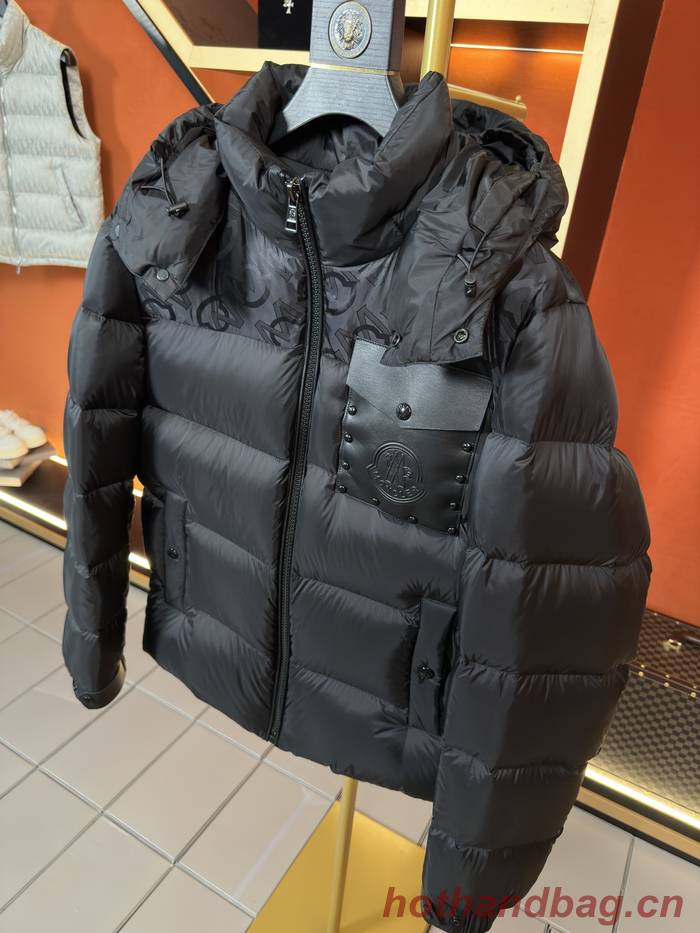 Moncler Top Quality Couple Down Coat MOY00211 Moncler Top Quality Couple Down Coat MOY00211