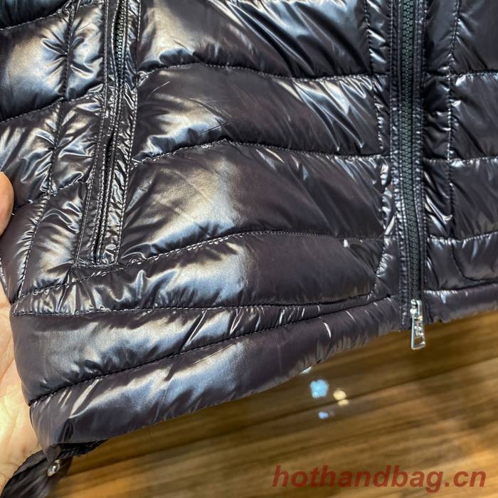 Moncler Top Quality Couple Down Coat MOY00215 Moncler Top Quality Couple Down Coat MOY00215