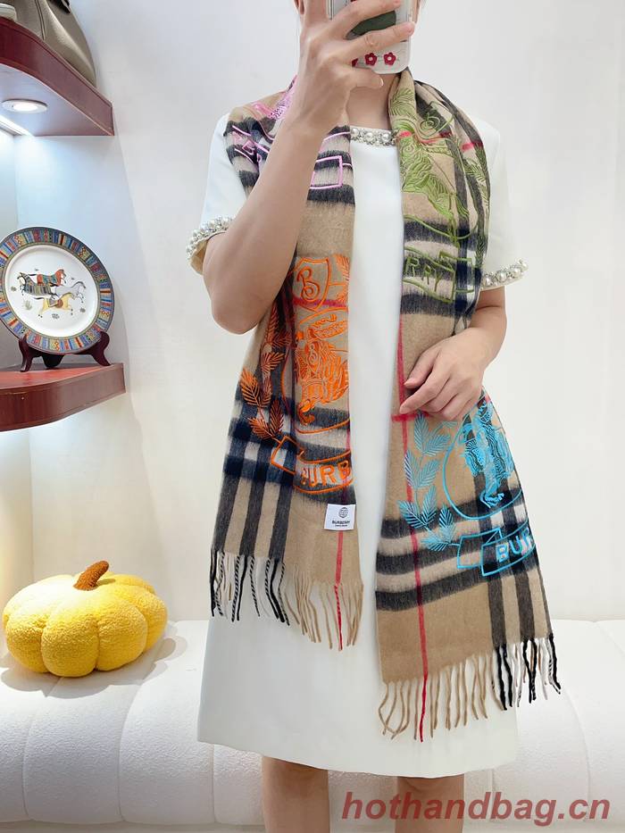 Burberry Scarf BBC00143 Burberry Scarf BBC00143