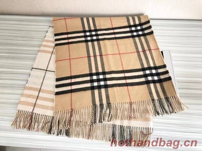 Burberry Cloak BBC00160 Burberry Cloak BBC00160