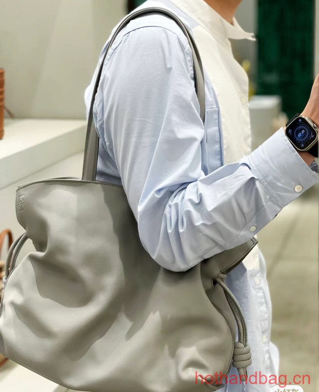 Loewe Original Leather Shoulder bag 062350 light gray