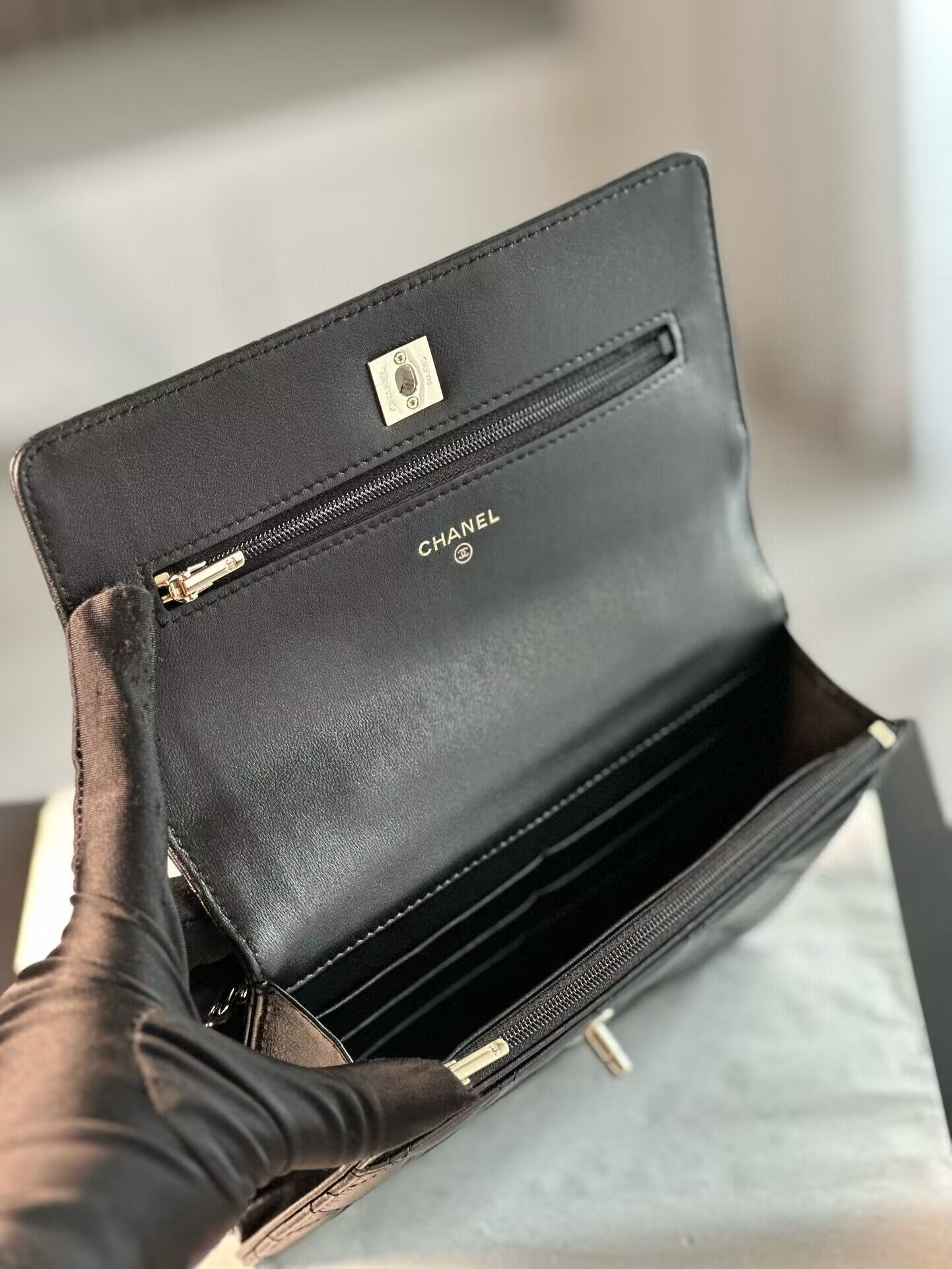 Chanel Flower Patterns Casual Style Lambskin Blended Fabrics 96034 Black Chanel Flower Patterns Casual Style Lambskin Blended Fabrics 96034 Black