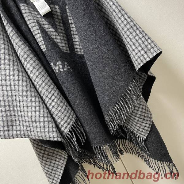 Fendi Cloak FDC00101 Fendi Cloak FDC00101