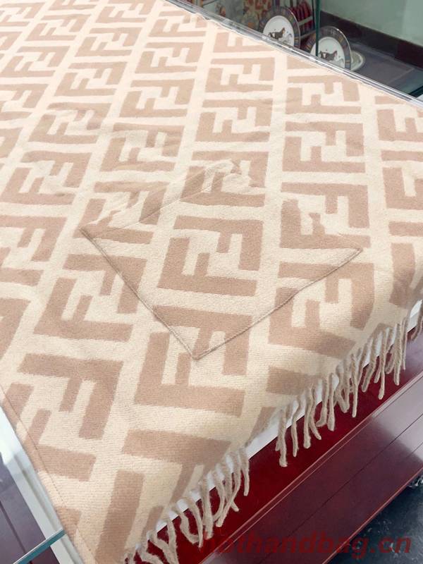 Fendi Cloak FDC00107 Fendi Cloak FDC00107