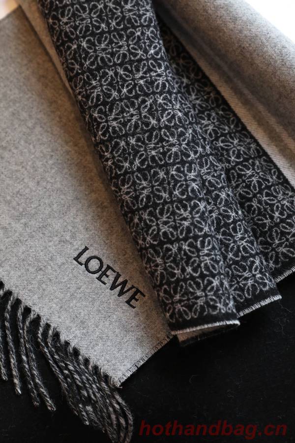 Loewe Scarf LOC00031 Loewe Scarf LOC00031