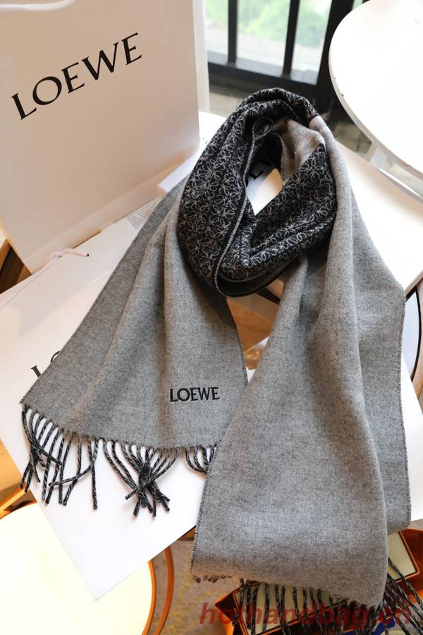 Loewe Scarf LOC00031 Loewe Scarf LOC00031
