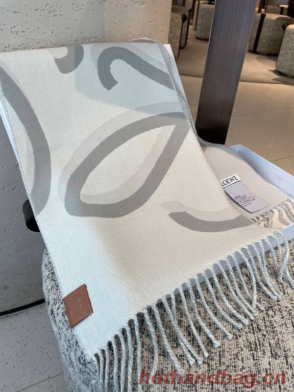 Loewe Scarf LOC00034 Loewe Scarf LOC00034